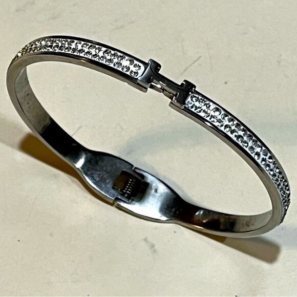 Thin H-Shaped CZ Bangle 316L see inside stamp slip on style hinge to open - Picture 1 of 7